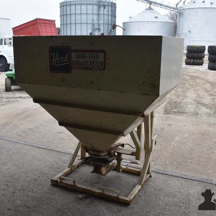Herd Sure-Feed Spreader