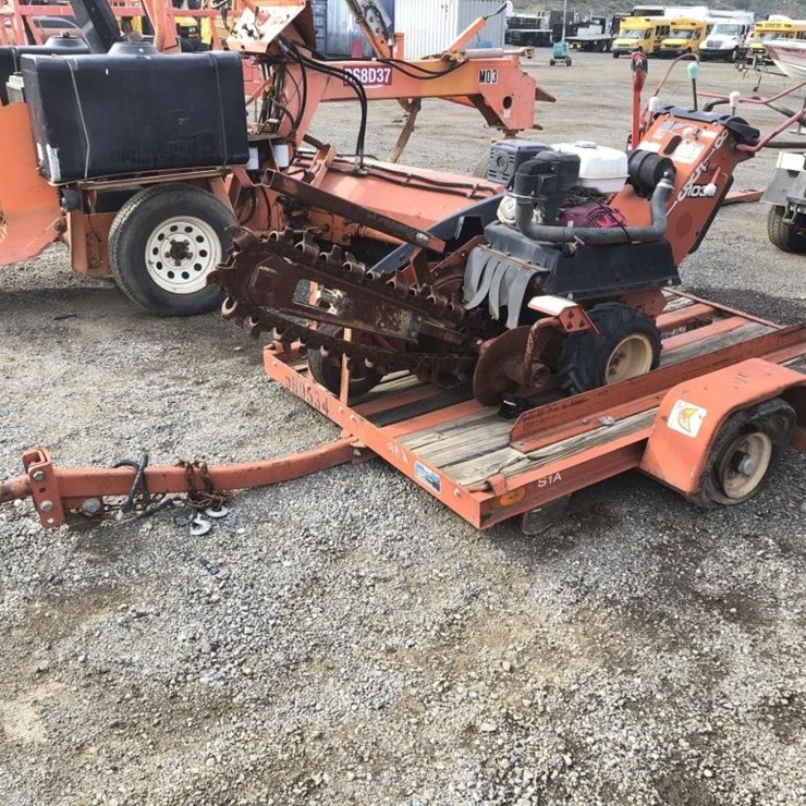 2006 DITCH WITCH 1030