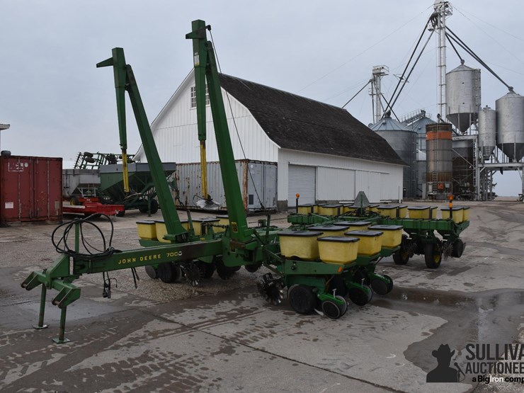 john-deere-7000-image-9