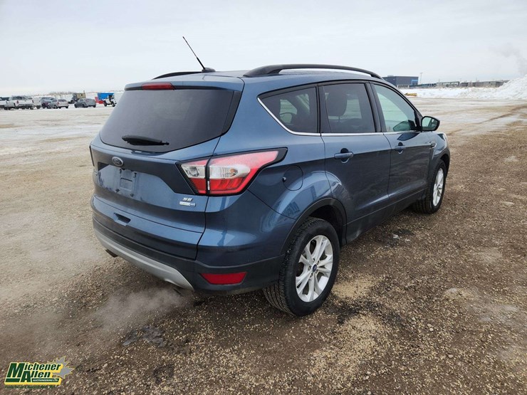 2018-ford-escape-se-image-4
