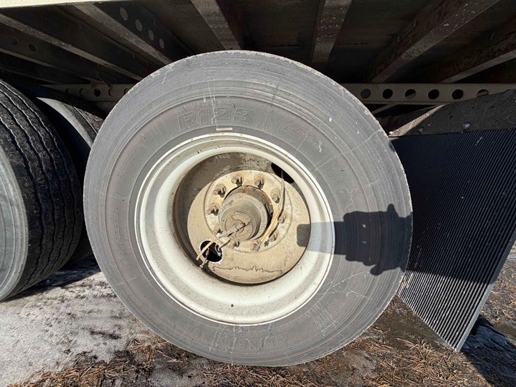 2014-wabash-van-trailer-image-21