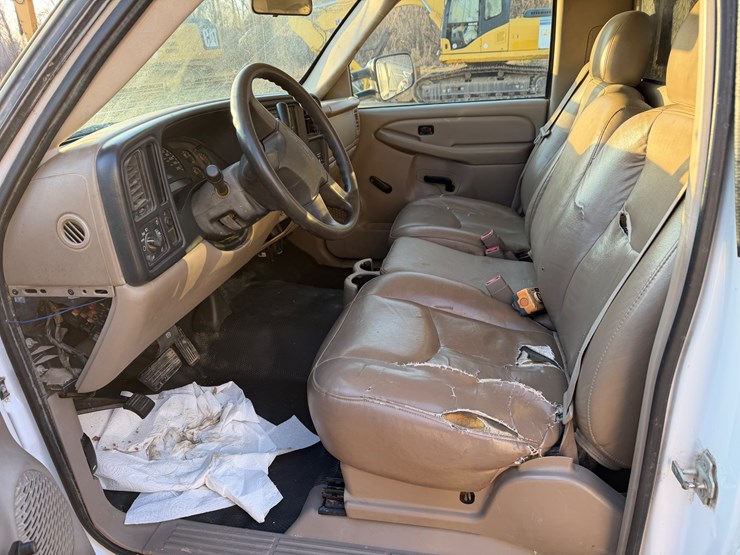 2005-chevrolet-3500-image-7