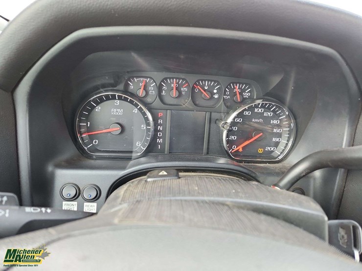 2015-chevrolet-silverado-2500hd-image-20