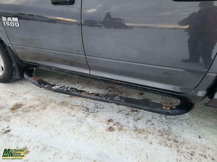 2014-dodge-1500-image-34