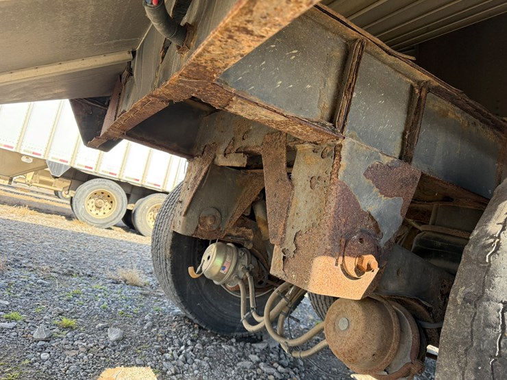 2011-merritt-42-image-16