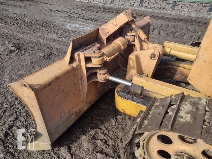 komatsu-d31a-17-image-17