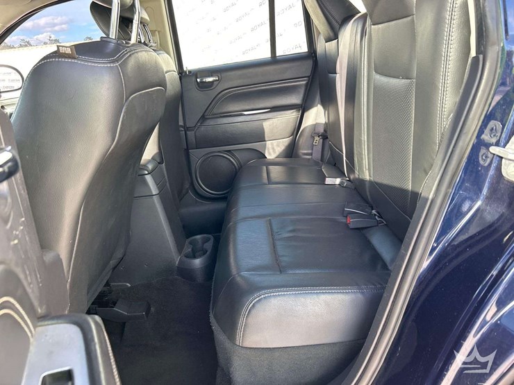 2014-jeep-compass-image-22