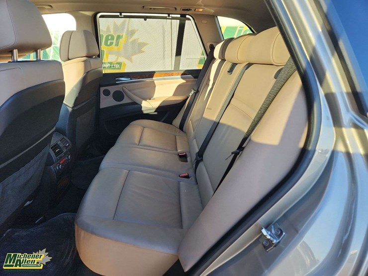 2009-bmw-x5-image-15