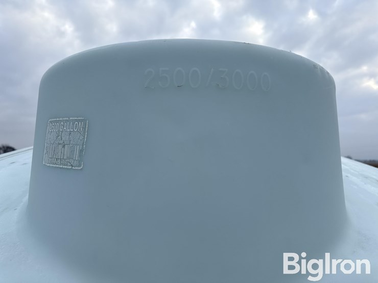 norwesco-2,500-gal-liquid-storage-tank-image-16