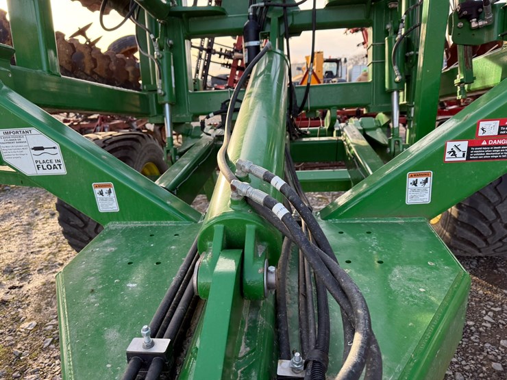 john-deere-2680h-image-39