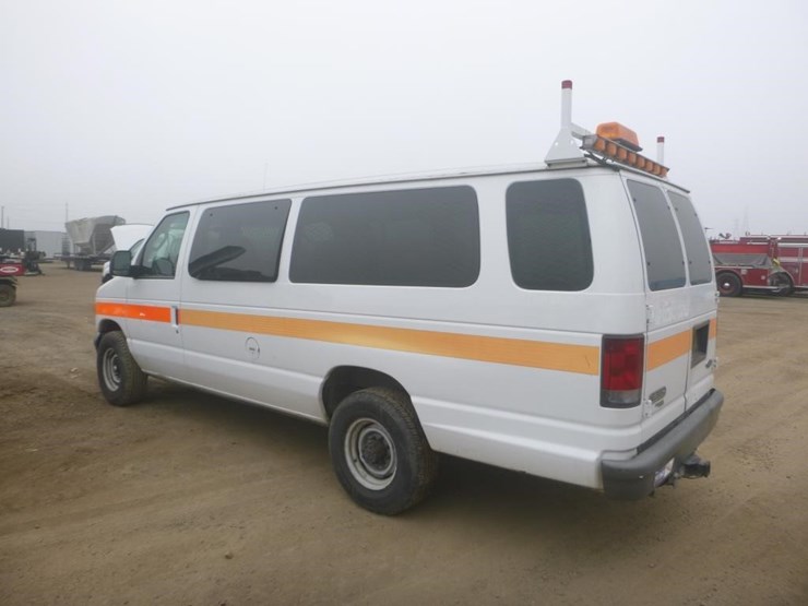 2006-ford-e350-image-4