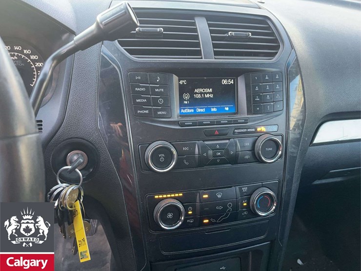 2019-ford-explorer-image-20