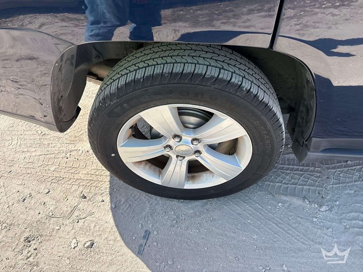 2016-jeep-compass-image-21