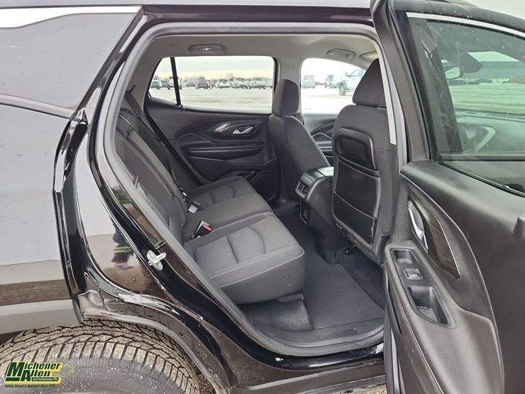 2022-gmc-terrain-sle-image-17