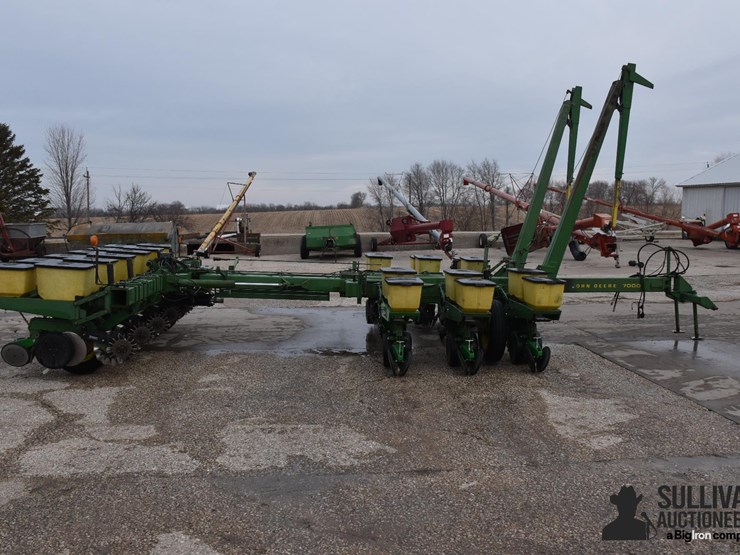 john-deere-7000-image-4