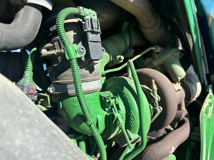 john-deere-6130r-image-33