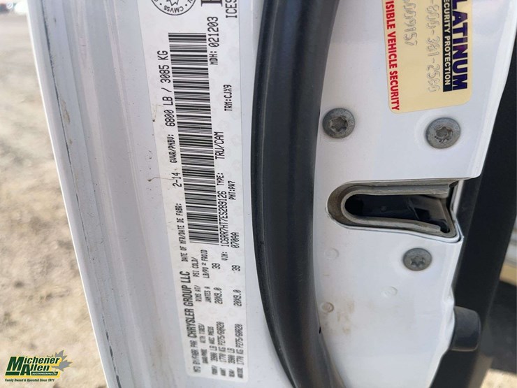 2014-dodge-1500-image-26