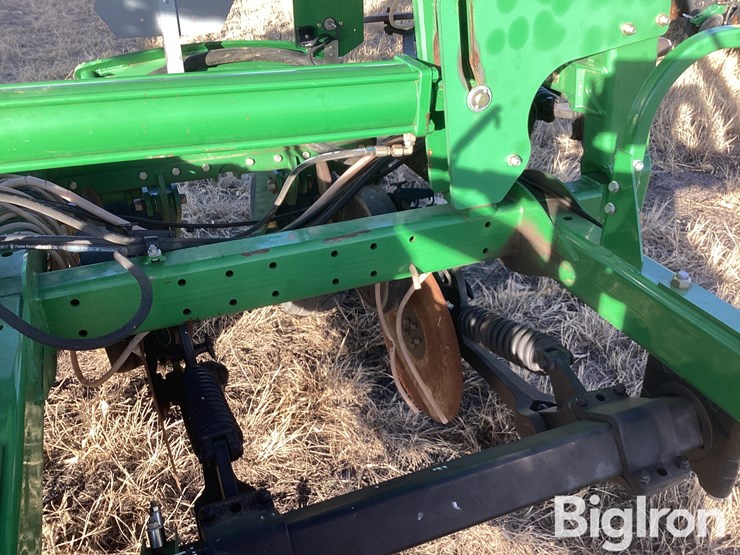 2013-john-deere-2510h-image-15