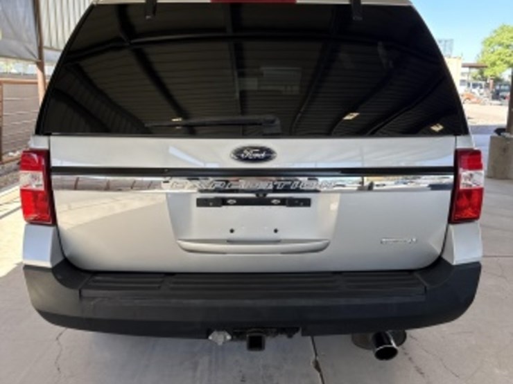 2015-ford-expedition-image-6