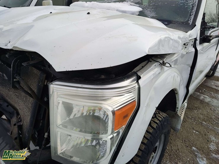 2015-ford-f350-image-25