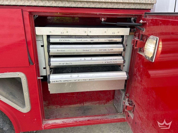 2017-dodge-3500-image-33