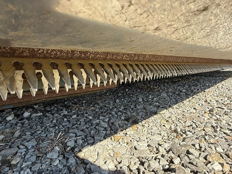 #25671-•-2001-shelbourne-72-24’-header-1857210-inv#-25671-inv#25671-image-6