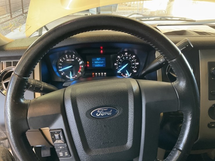 2015-ford-expedition-image-16