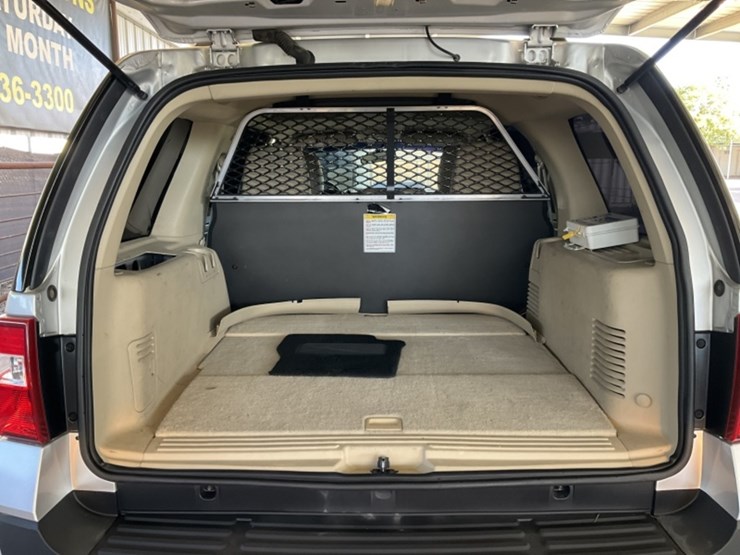 2015-ford-expedition-image-9