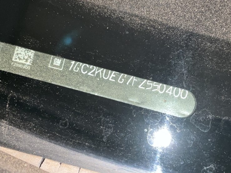 2015-chevrolet-silverado-2500-image-16