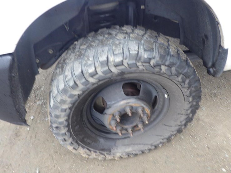 2016-dodge-3500-image-14