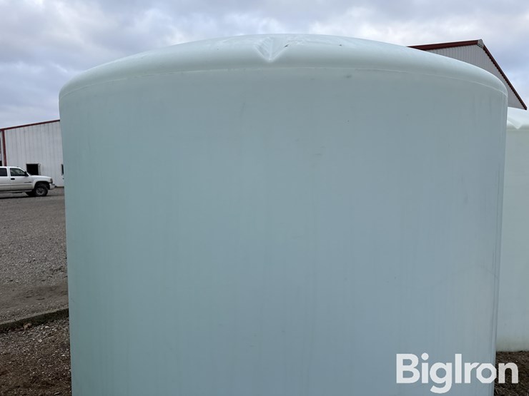 norwesco-2,500-gal-liquid-storage-tank-image-10