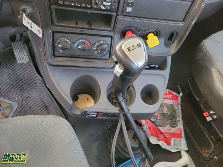 2015-international-prostar-image-19