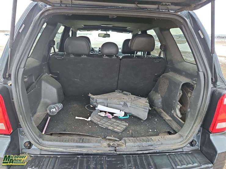 2008-ford-escape-image-16