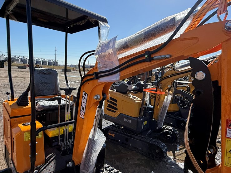 #103-•-unused-cfg-industry-mx20r-mini-excavator-mx20r2025x1000459-inv#-36804-image-12