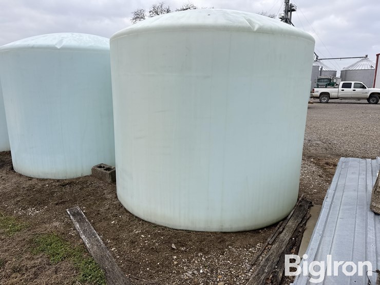 norwesco-2,500-gal-liquid-storage-tank-image-5