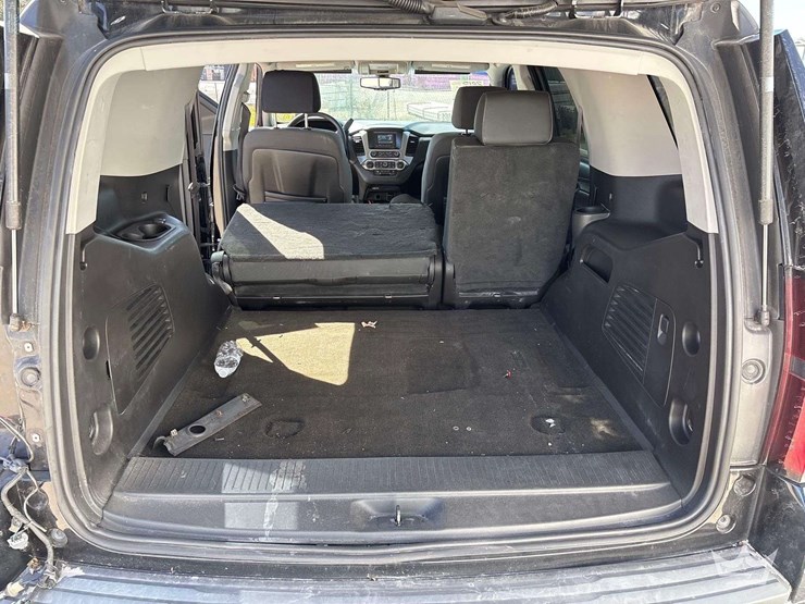 2015-chevrolet-tahoe-image-20