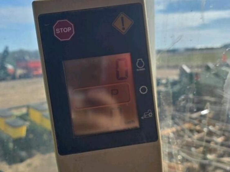 john-deere-8320-image-18