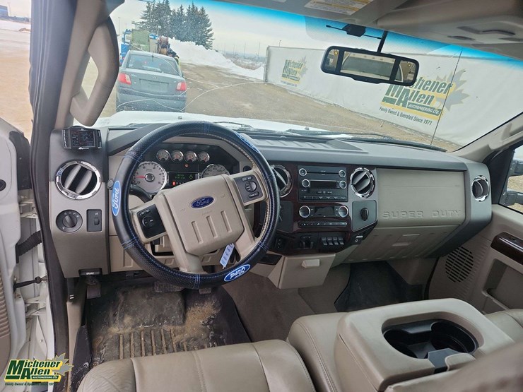 2010-ford-f250-image-19