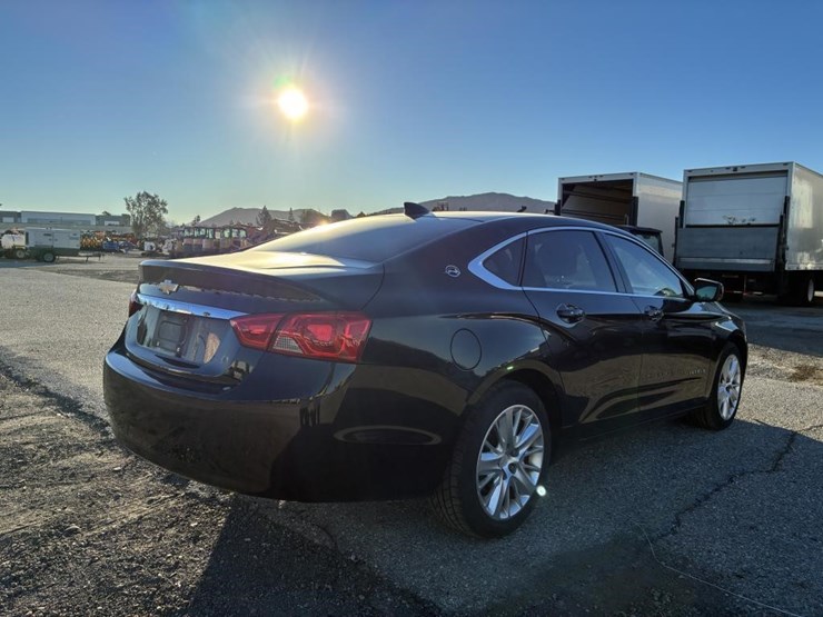 2018-chevrolet-impala-sedan-image-3