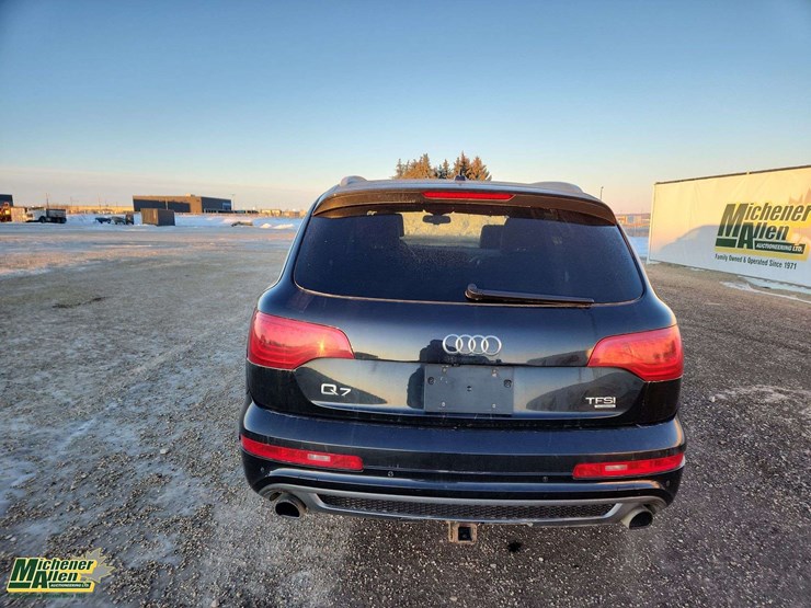 2015-audi-q7-image-7