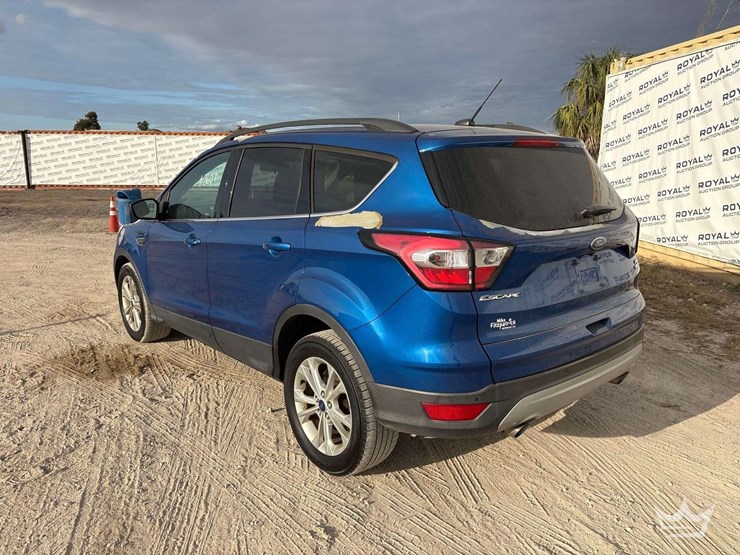 2017-ford-escape-image-4
