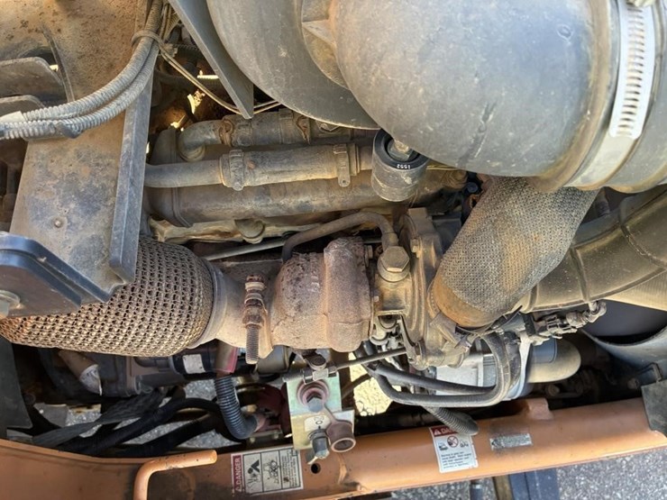 2016-case-570n-ep-image-21