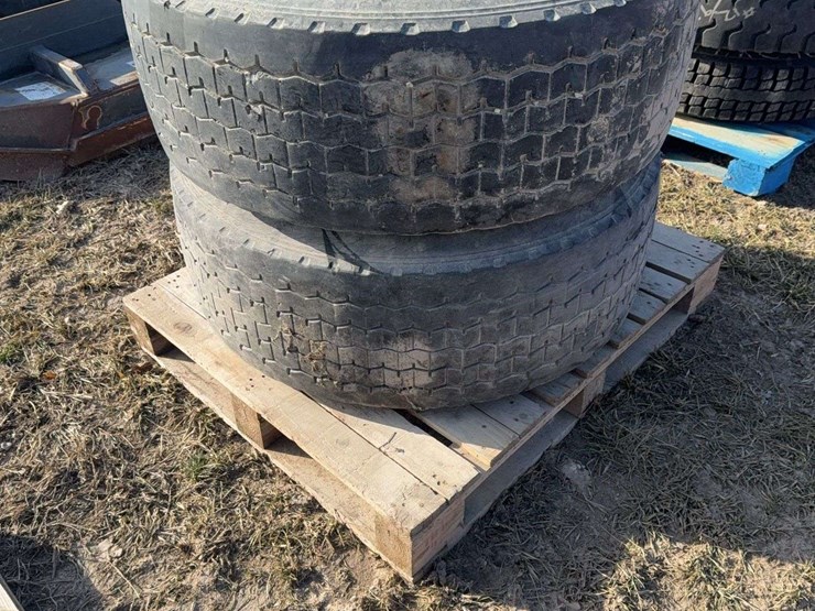 2-425/65r22.5-image-1