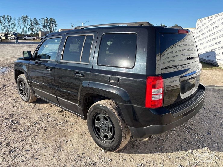 2016-jeep-patriot-image-4