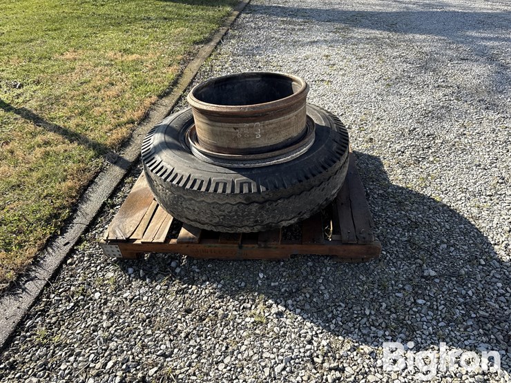 super-highway-10.00-20-truck-tire-&-rims-image-4