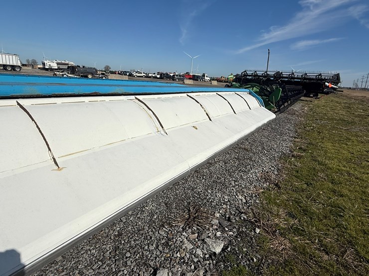 #25671-•-2001-shelbourne-72-24’-header-1857210-inv#-25671-inv#25671-image-10