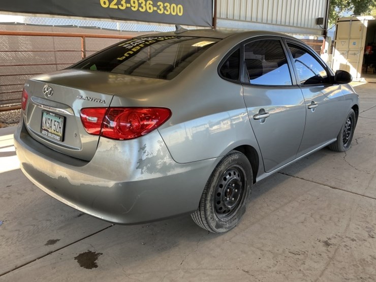 2010-hyundai-elantra-sdn-image-7