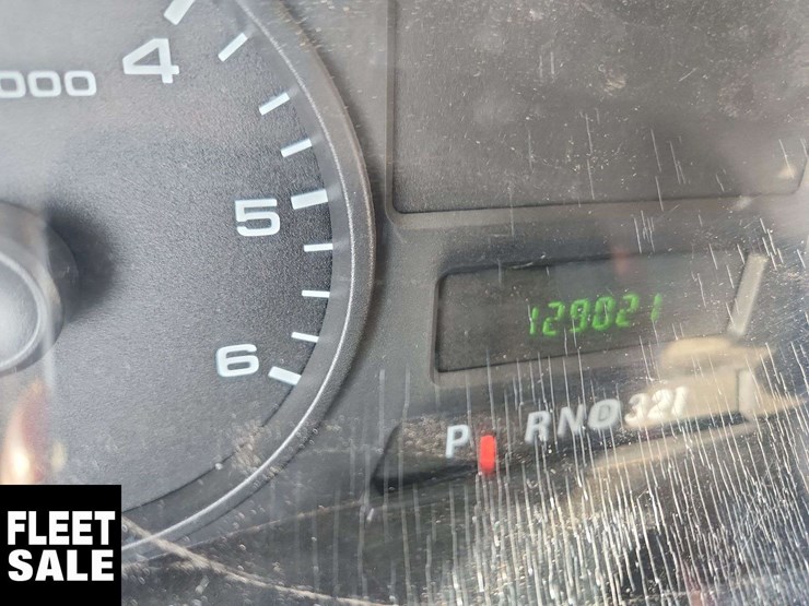 2005-ford-f550-image-22