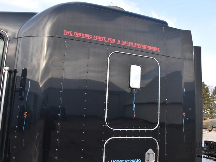 1996-kenworth-t600-image-17