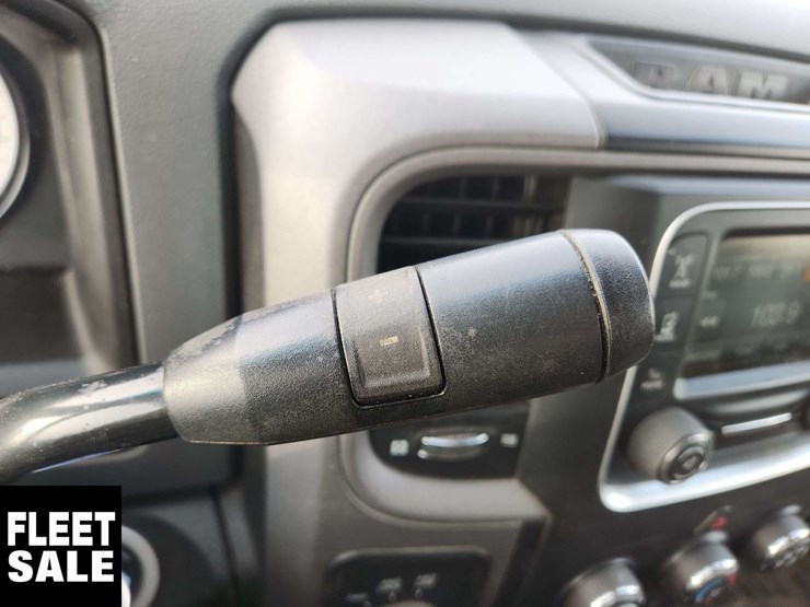 2018-dodge-1500-image-24